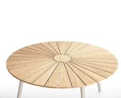 DaneLine Eva Havemøbelsæt m/4 stole - Ø110 cm - Kerneteak / Latte